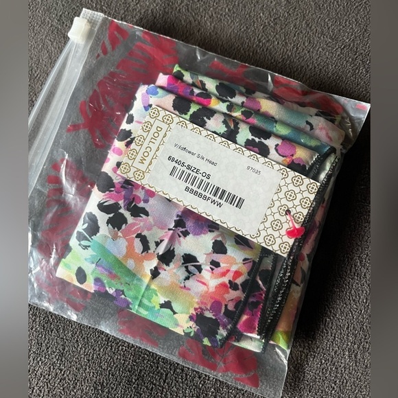 NWT DOLL Swimwear Wildflower Silk Head Scarf OS Bandana Vacation Animal Print - Picture 3 of 8
